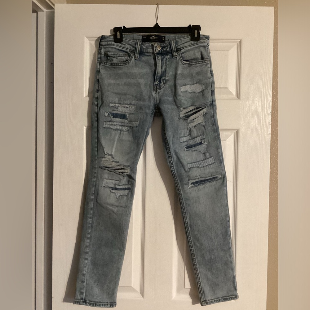 Men’s Hollister 30x30 skinny patched jeans